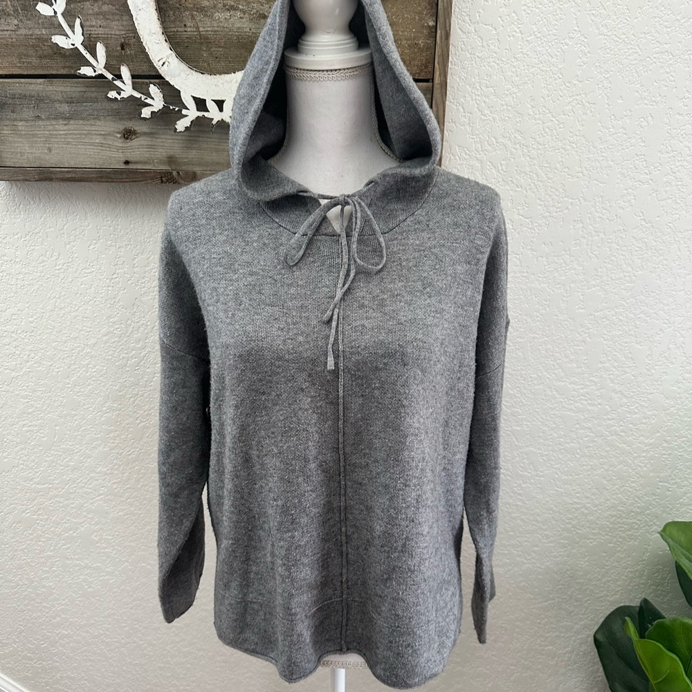 Nap loungewear gray wool blend sweater hoodie pullover size ladies M‎